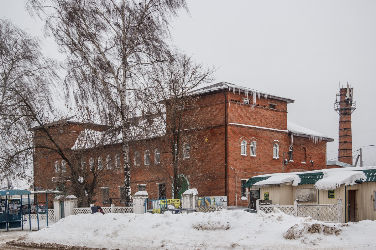 Казань, Центрально-Мариупольская улица, 49