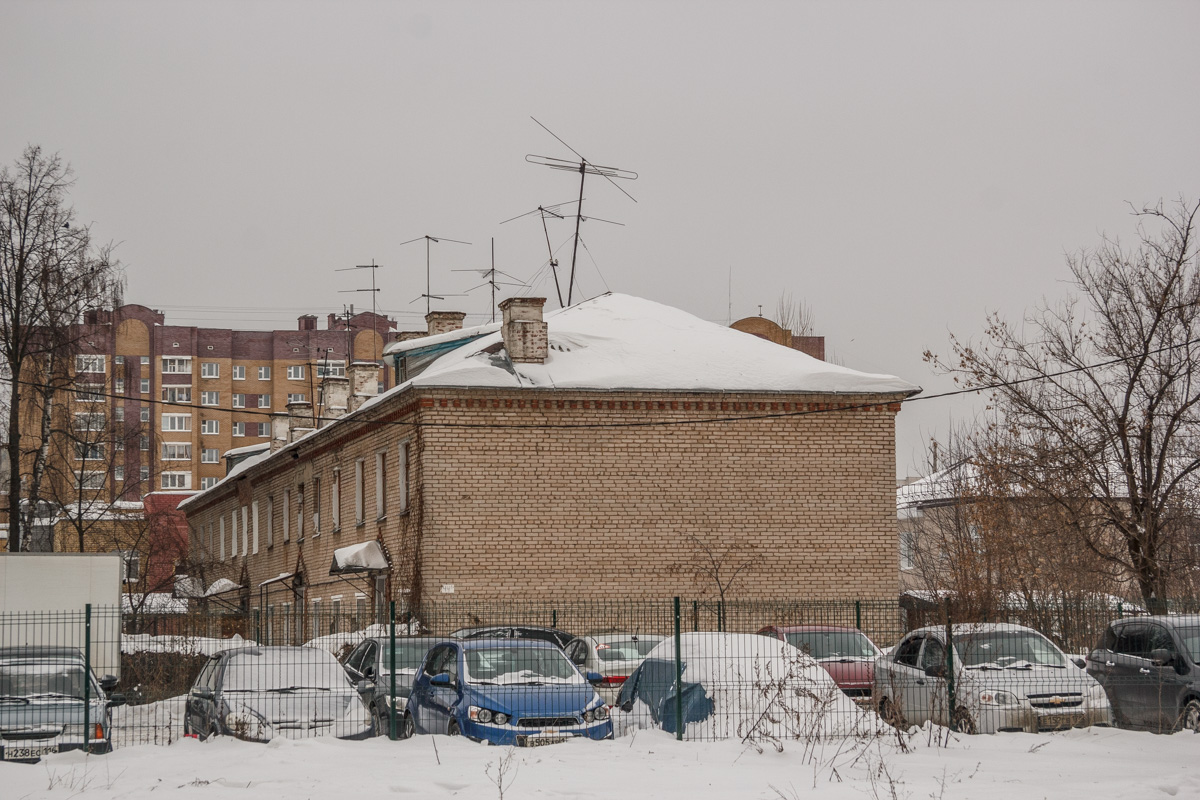 Казань, Улица Челюскинцев, 44А