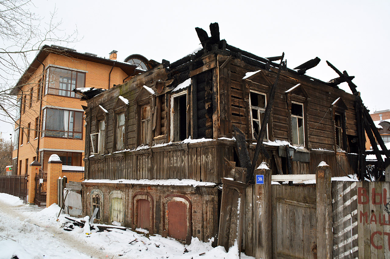 Пермь, Улица Окулова, 38