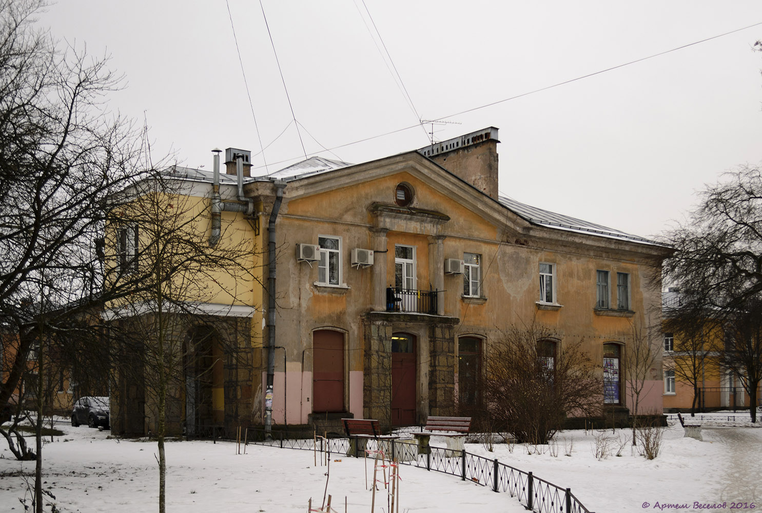 Металлострой, Школьная улица, 3