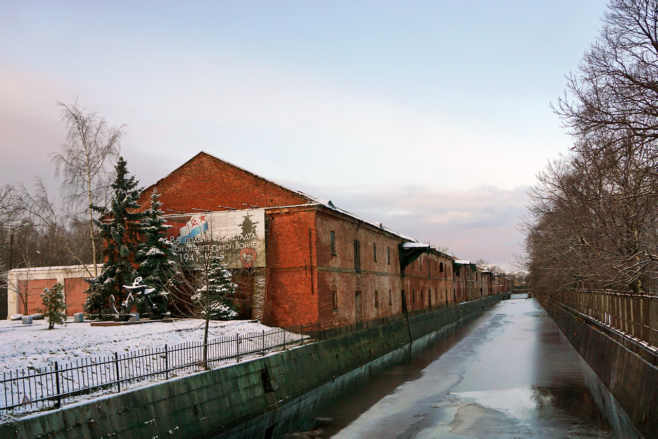 Кронштадт, Якорная площадь, 7АА