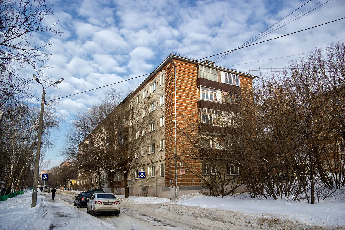 Казань, Улица Шамиля Усманова, 11В