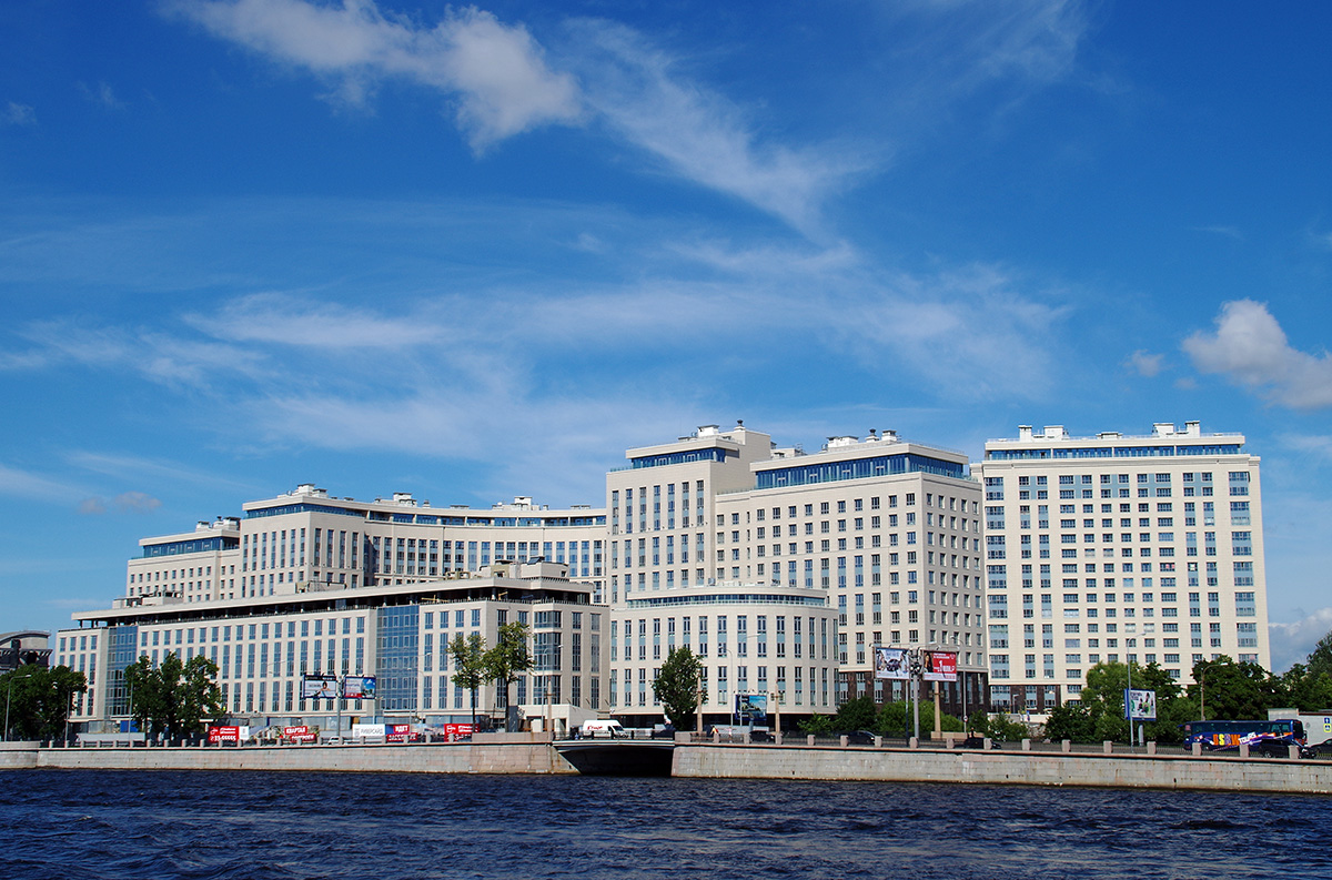 Санкт-Петербург, Ушаковская набережная, 3 корп. 1; Ушаковская набережная, 3 корп. 2; Ушаковская набережная, 1 корп. 1; Ушаковская набережная, 1 корп. 3