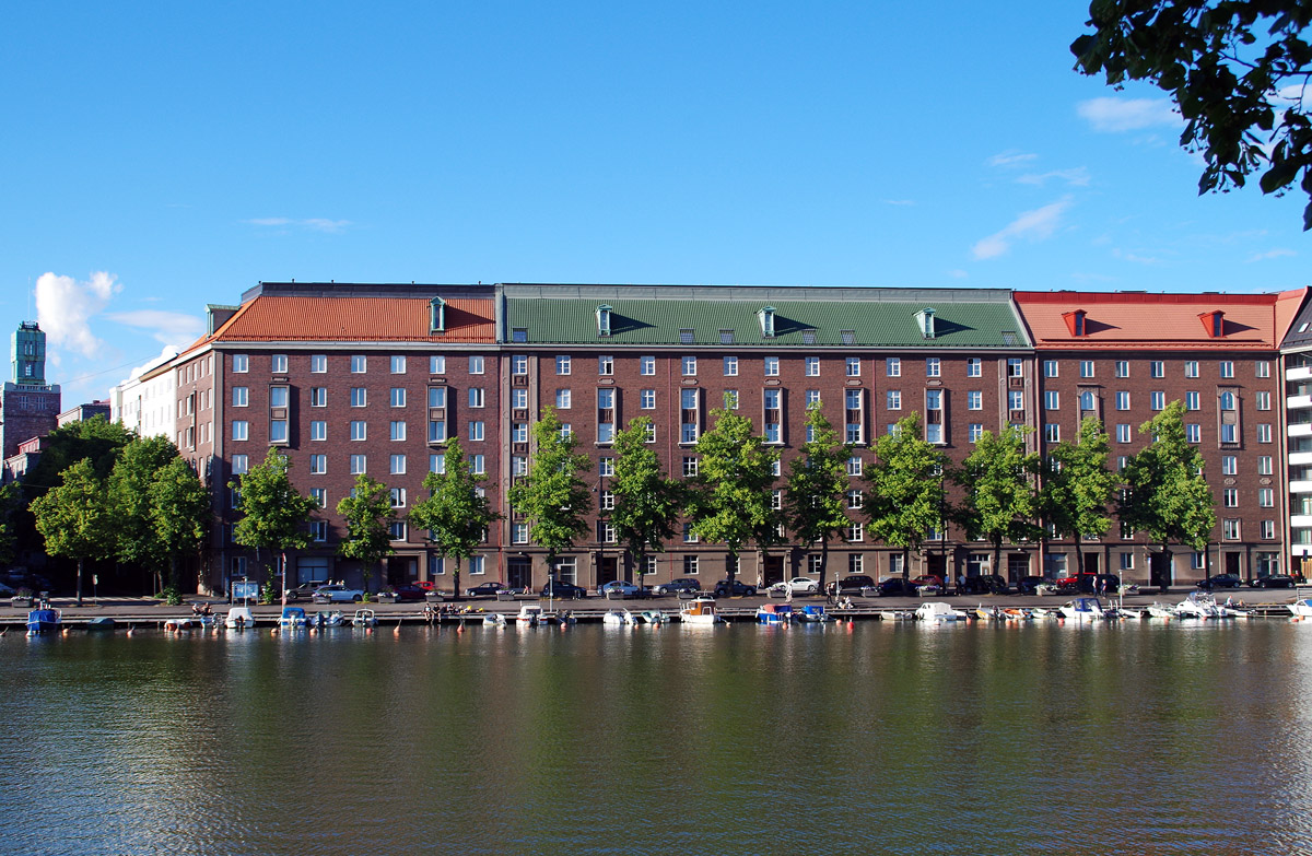 Хельсинки, Pitkänsillanranta, 11; Pitkänsillanranta, 9; Pitkänsillanranta, 7; Pitkänsillanranta, 5