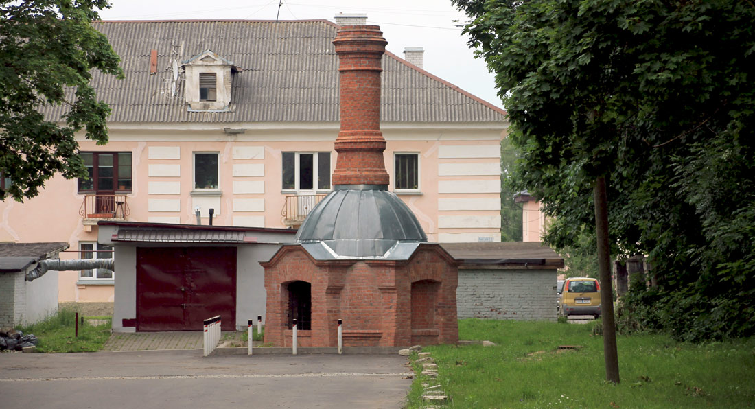 Narva, Kooli põik, 5