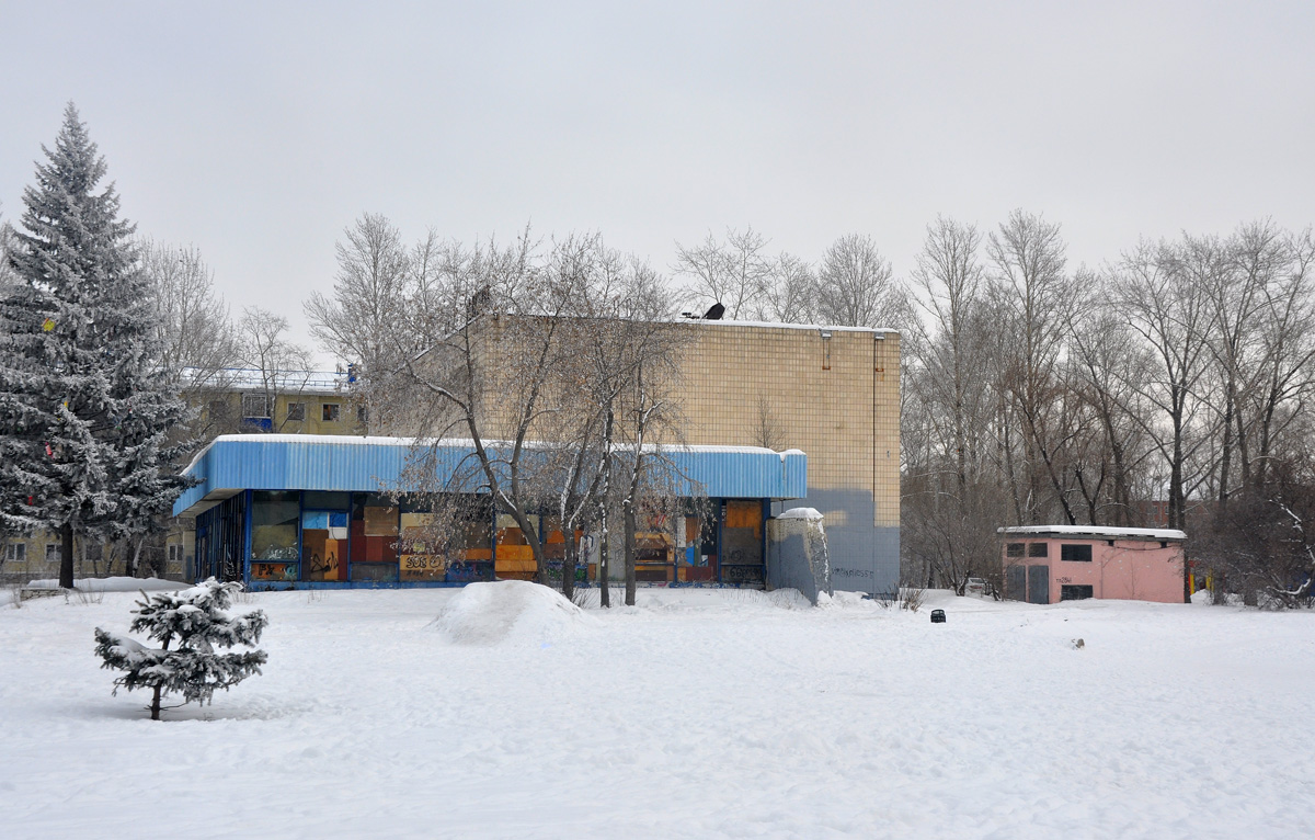 Омск, 24-я Северная улица, 210 корп. 1 / Улица Багратиона, 1 корп. 1; 24-я Северная улица, 210 корп. 1 *
