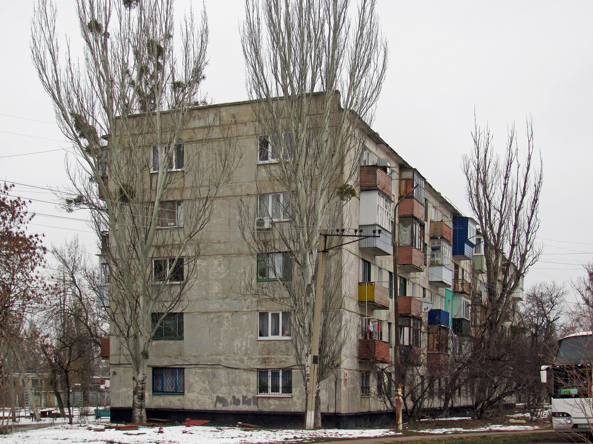Lisiczansk, Квартал Дружбы Народов, 16