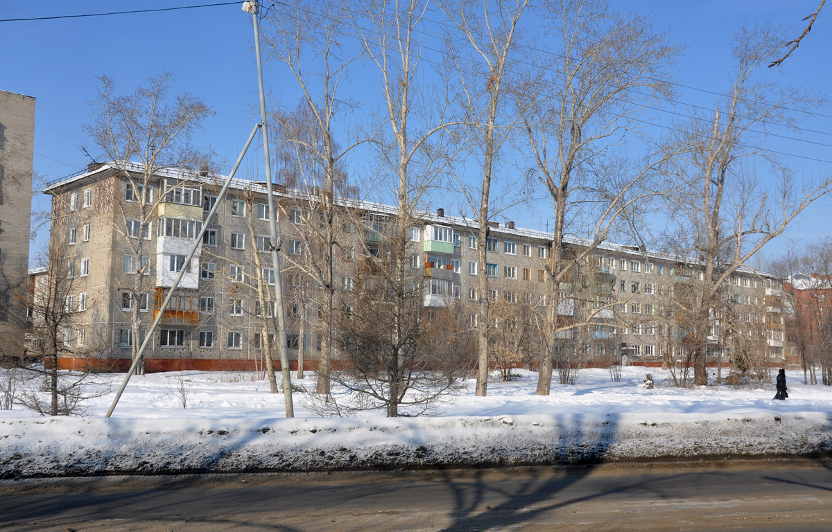 Омск, Улица Багратиона, 17