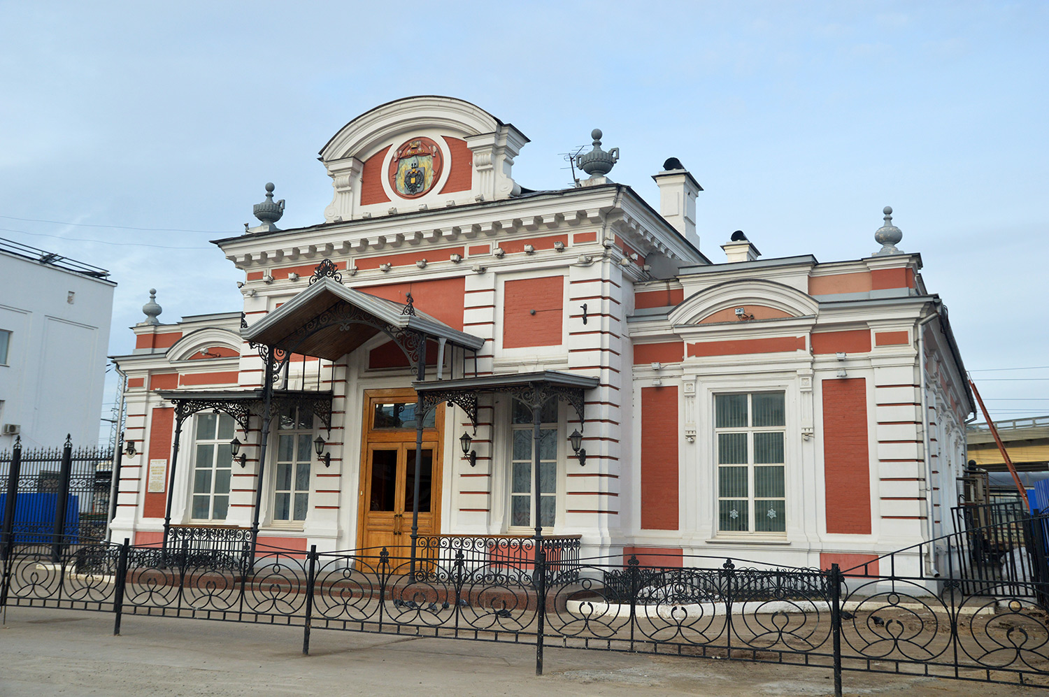 Нижний Новгород, Площадь Революции, 2Б