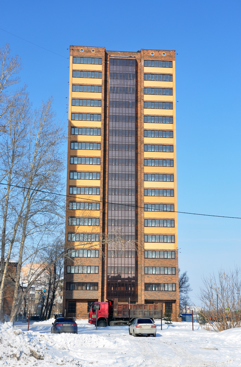 Омск, Улица Багратиона, 33