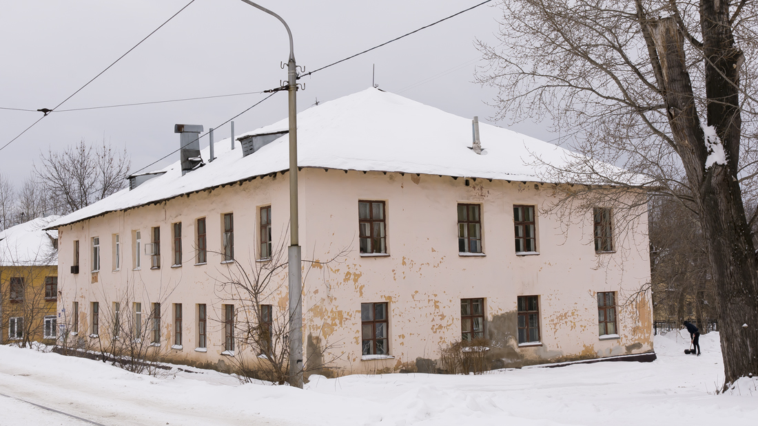 Уфа, Нежинская улица, 34 / Улица Владимира Маяковского, 5