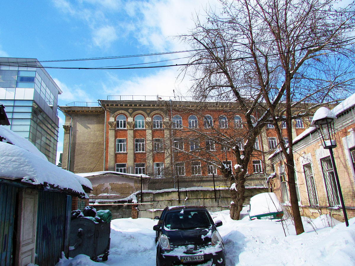 Kharkov, Улица Свободы, 19-21