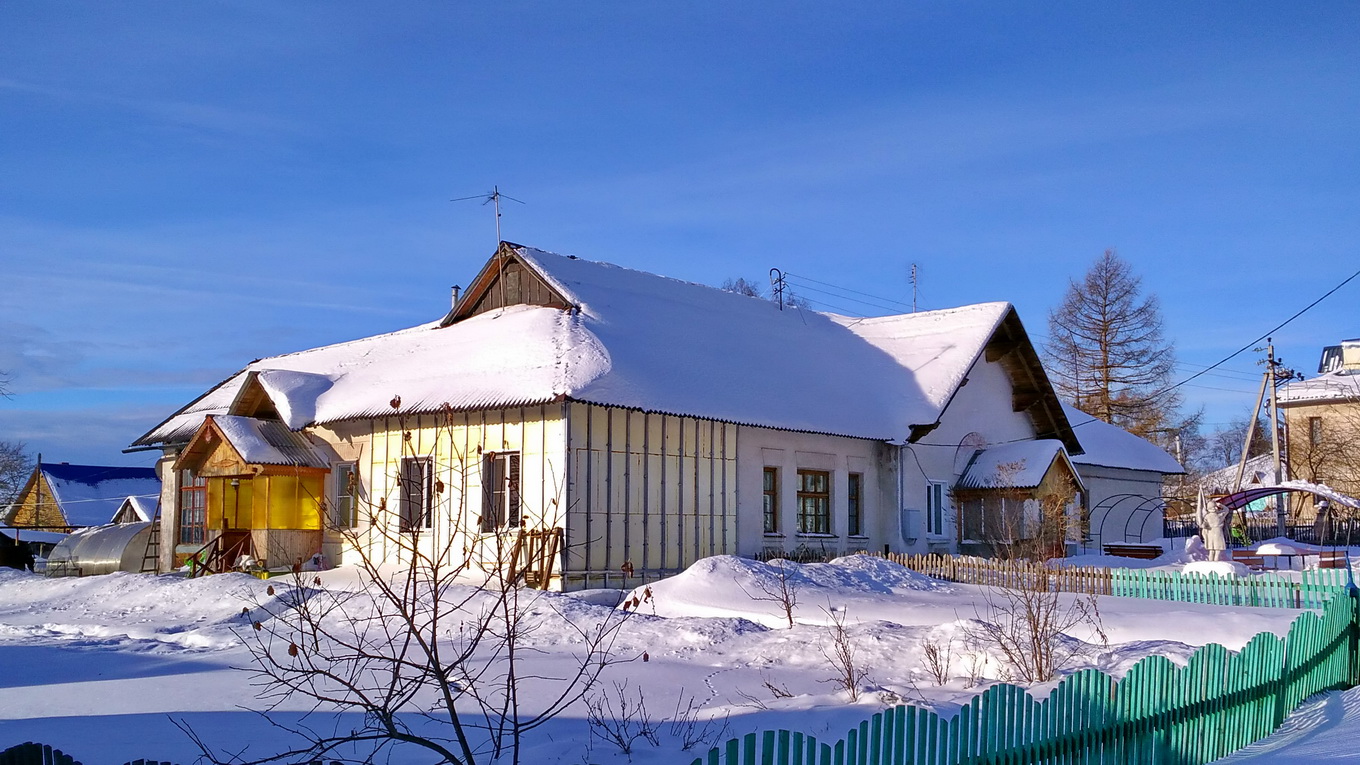 Переславский район, прочие н.п., пос. Ивановское, улица Ленина, 1