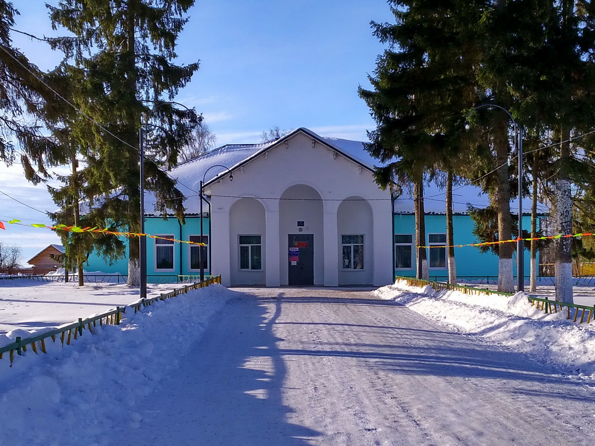 Переславский район, прочие н.п., пос. Ивановское, проспект Мира, 9