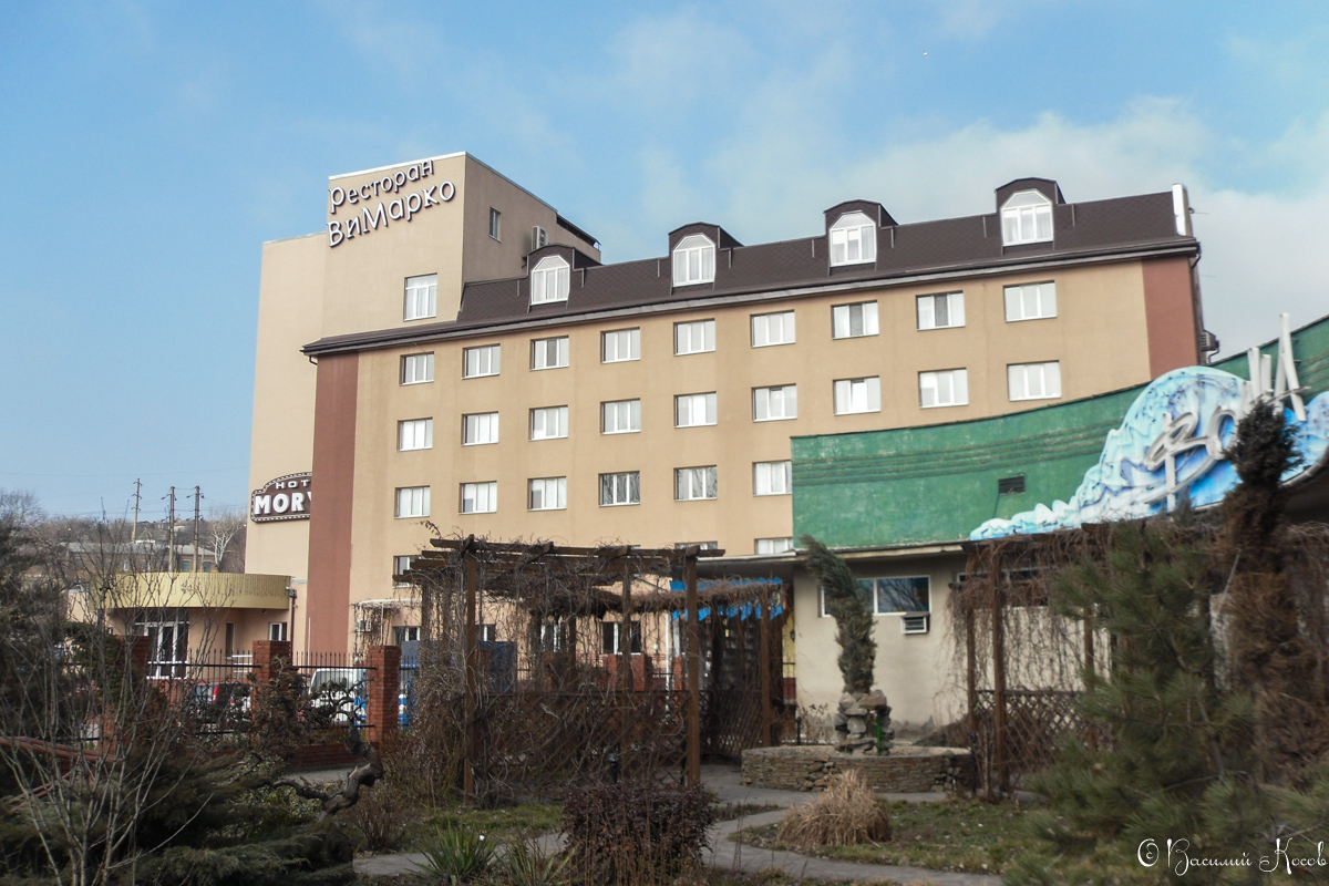 Мариуполь, Проспект Адмирала Лунина, 85