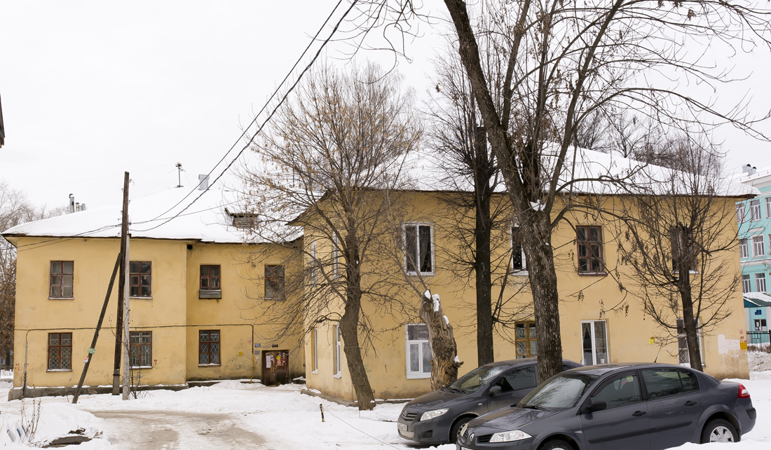 Ufa, Черниковская улица, 1 / Улица Гончарова, 22