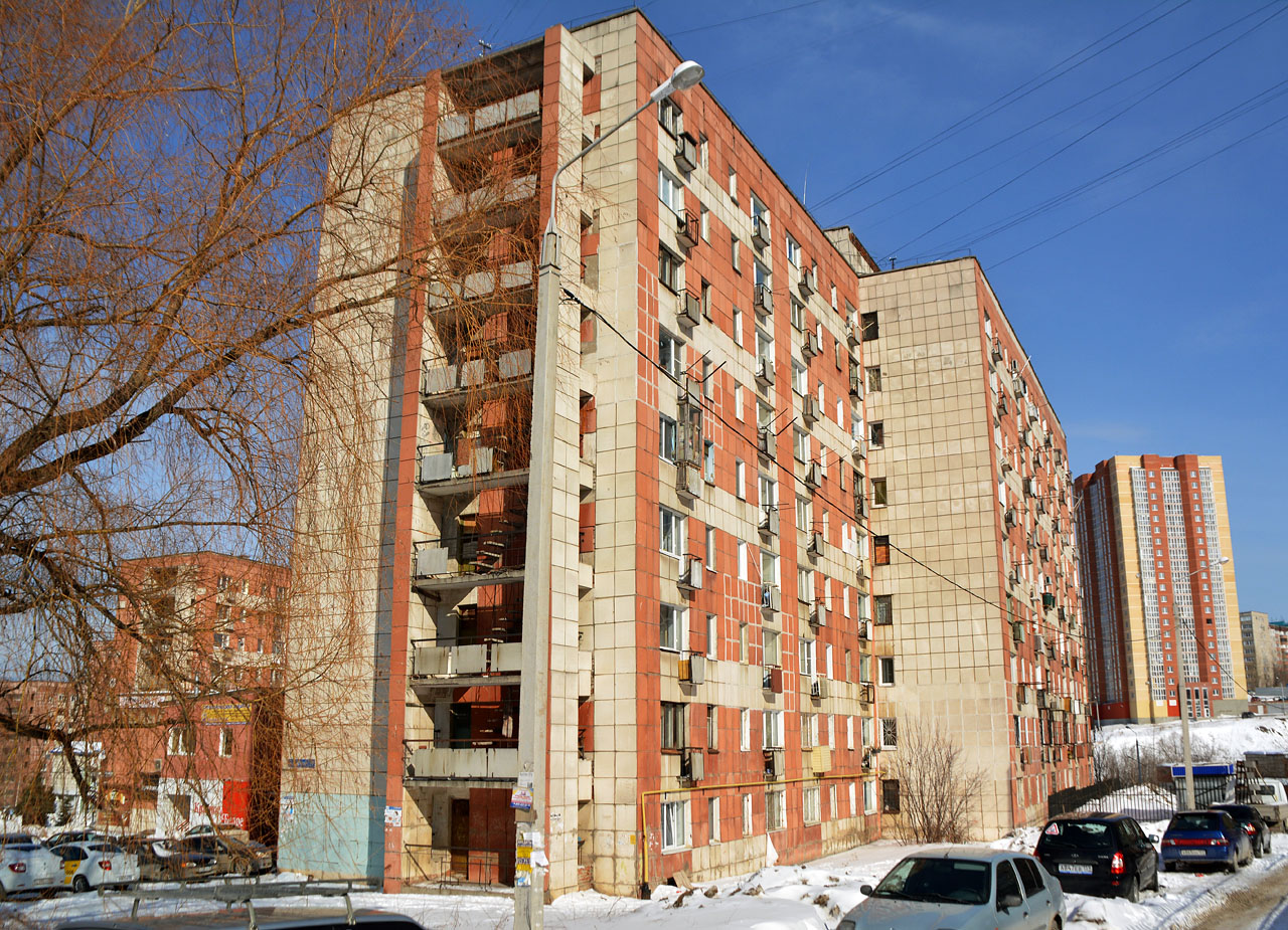 Пермь, Улица Клары Цеткин, 27; Улица Елькина, 39