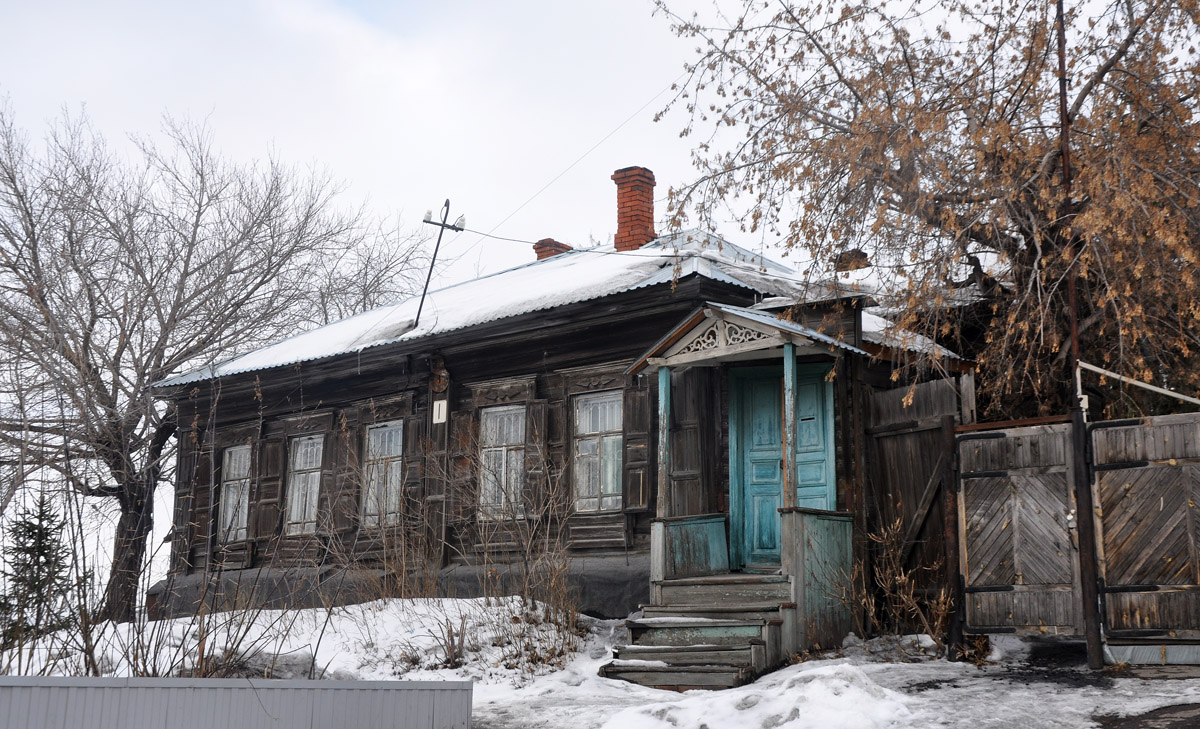 Омск, Сажинская улица, 1