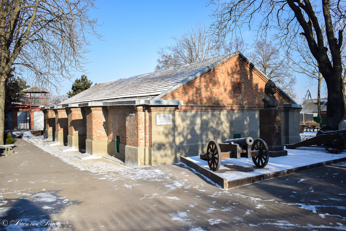 Азов, улица Лермонтова, 6