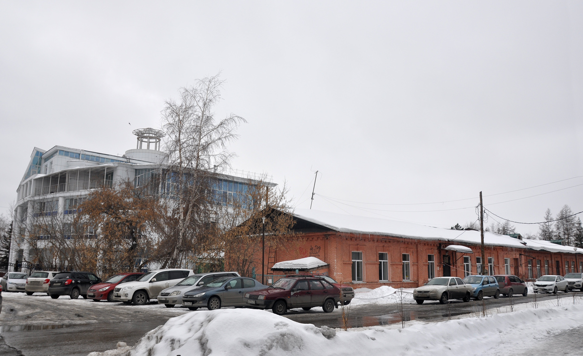 Омск, Улица Победы, 5; Улица Победы, 5 корп. 1