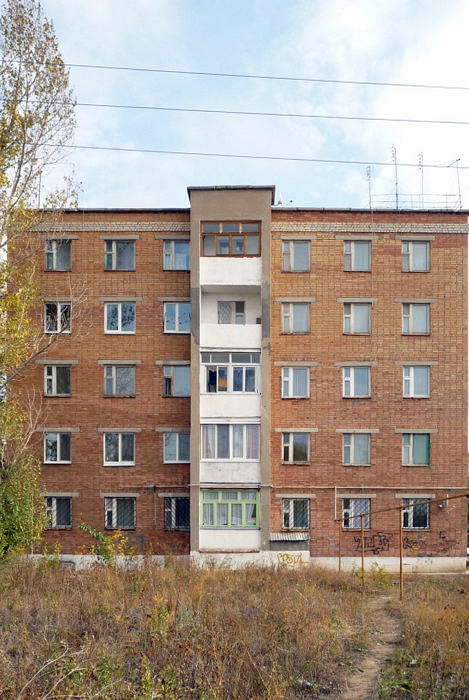 Безенчук, Советская улица, 105