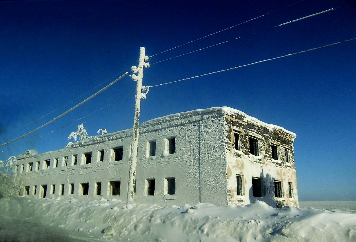 Углеуральский, Улица Калинина, (?)
