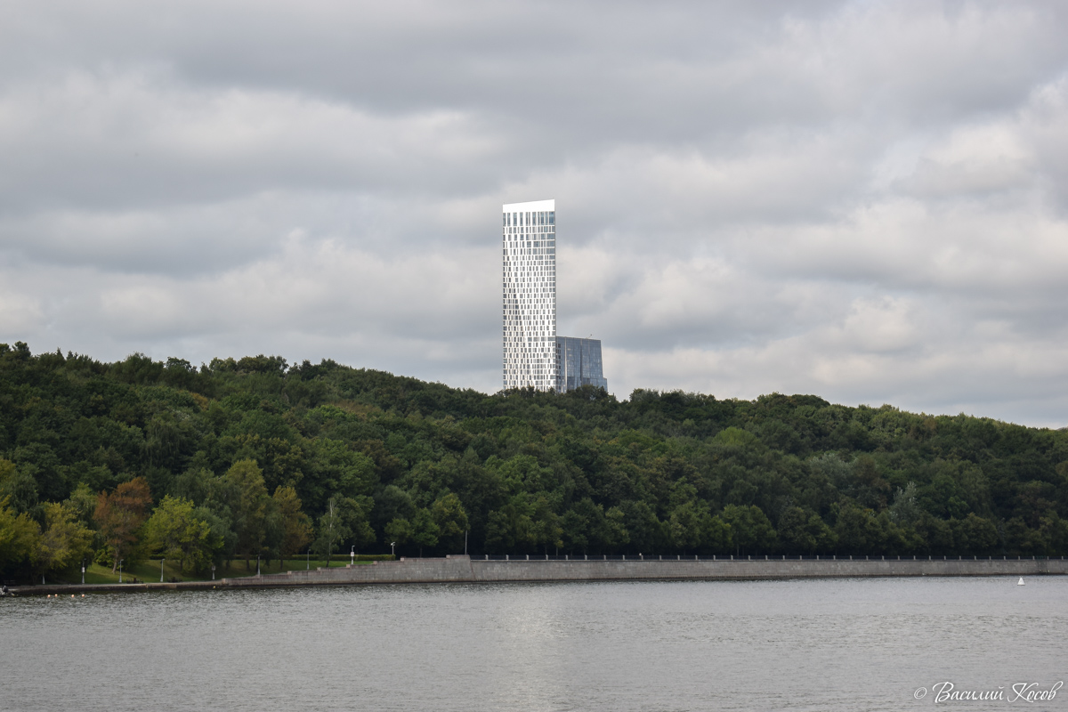 Москва, Мосфильмовская улица, 8