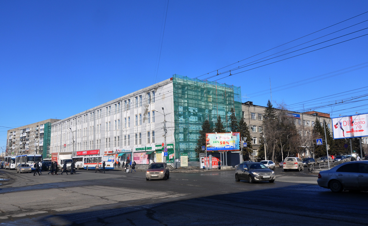 Омск, Проспект Карла Маркса, 39