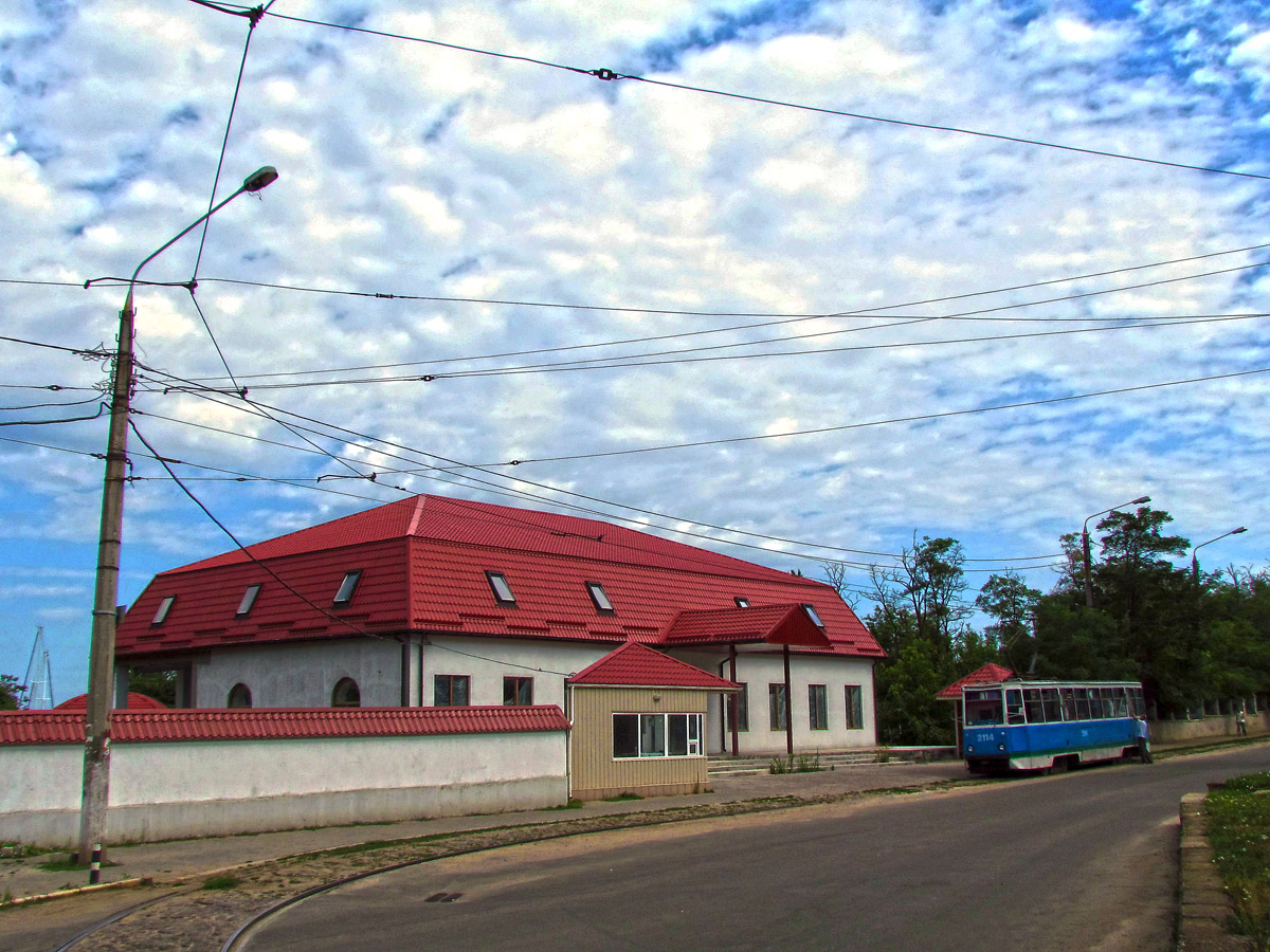 Миколаїв, Спортивная улица, 7*