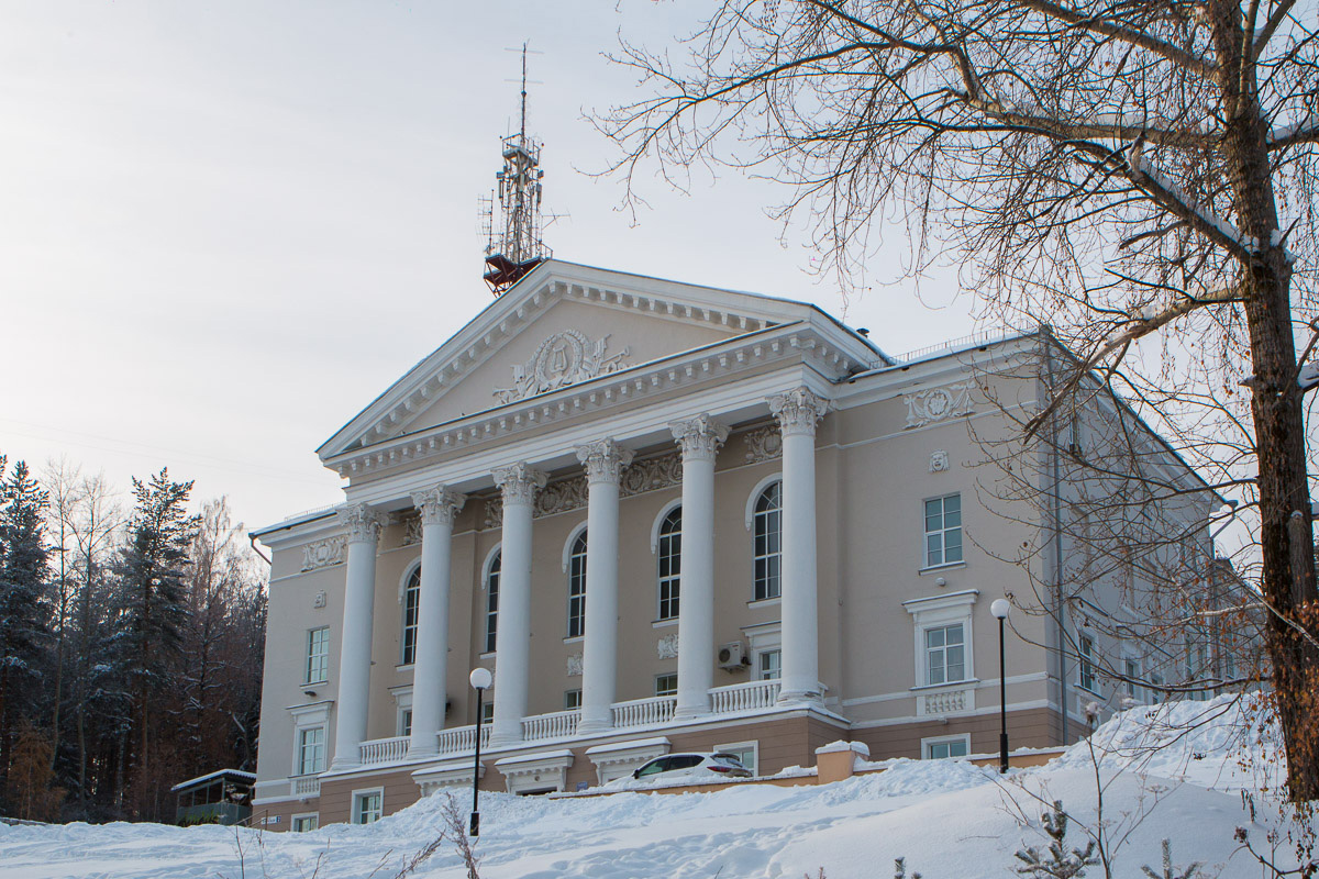 Новоуральск, Улица Крупской, 2