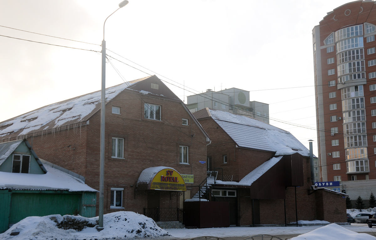 Омск, Омская улица, 116; Омская улица, 118