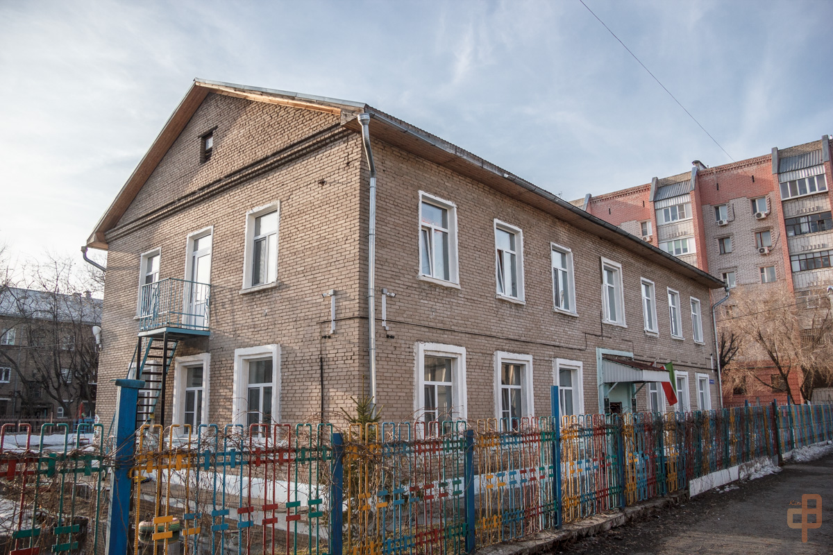 Казань, Енисейская улица, 9 / Партизанская улица, 54 / Улица Тунакова, 53А