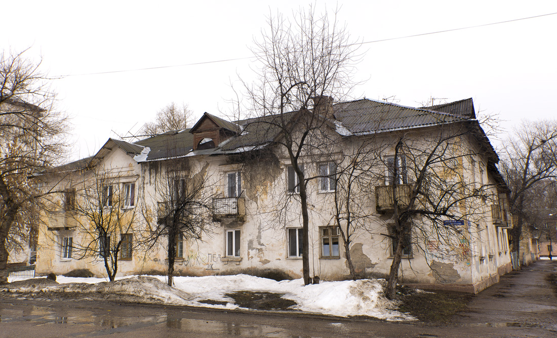 Уфа, Кольцевая улица, 107 / Улица Короленко, 12