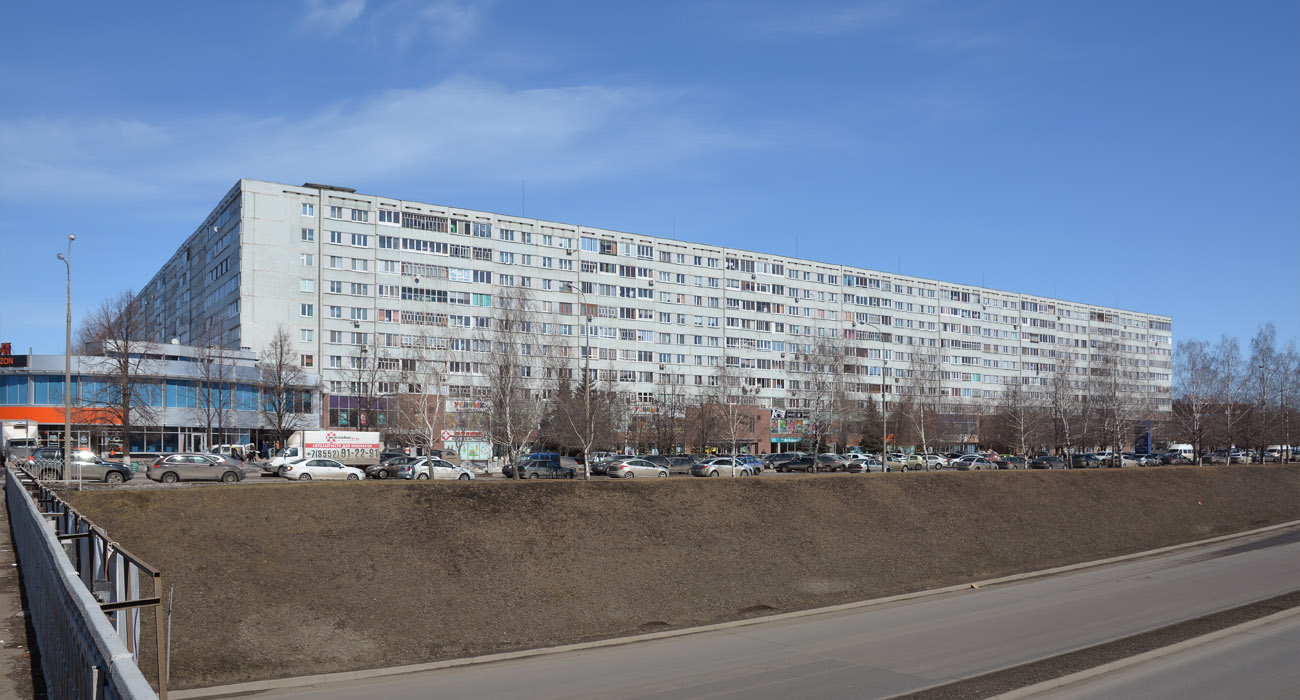 Набережные Челны, Проспект Мира, 52 / Проспект Хасана Туфана, 16