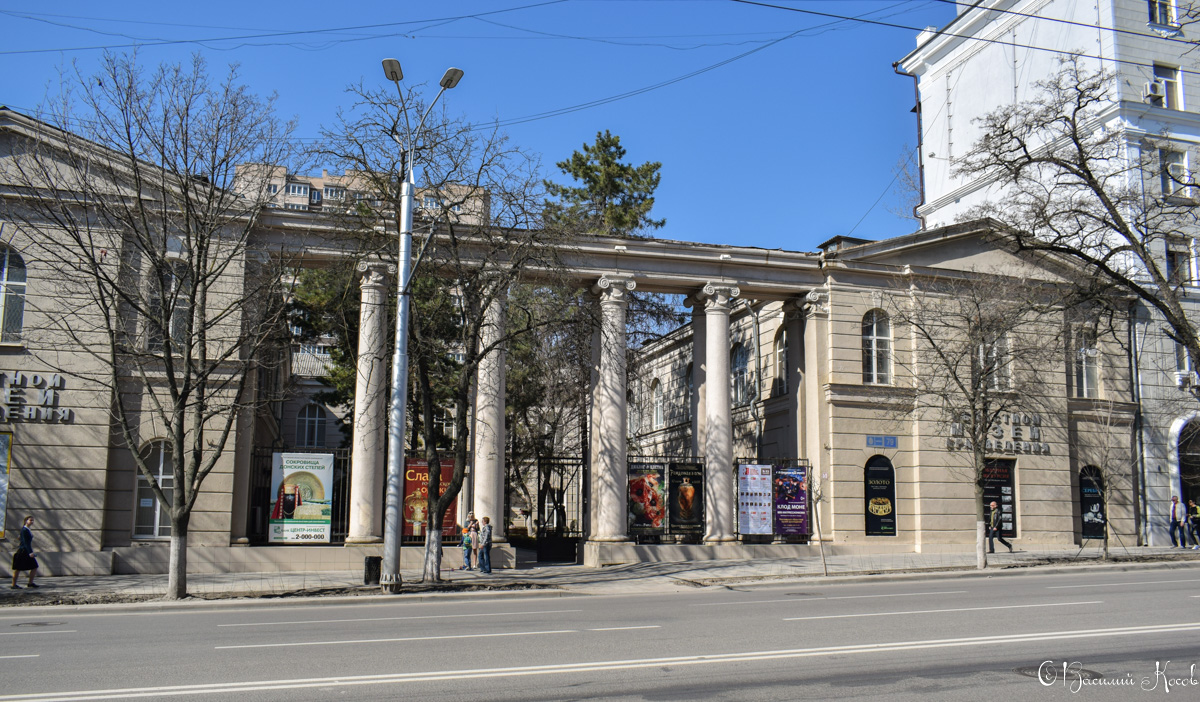 Ростов-на-Дону, Большая Садовая улица, 79