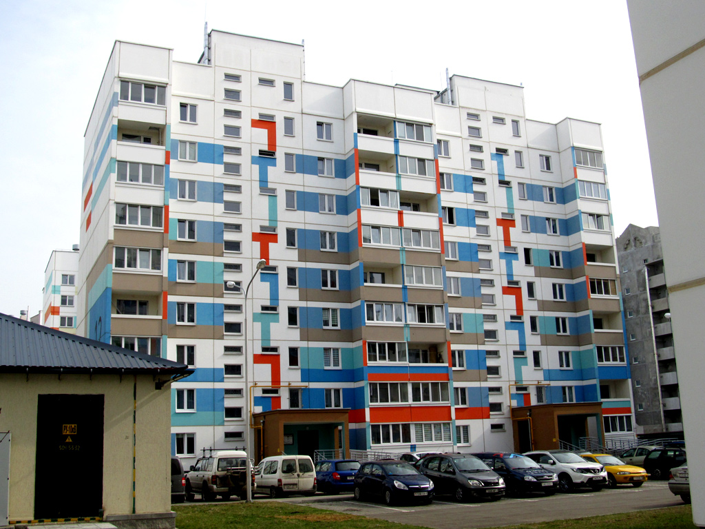 Прилуки, Майская улица, 12