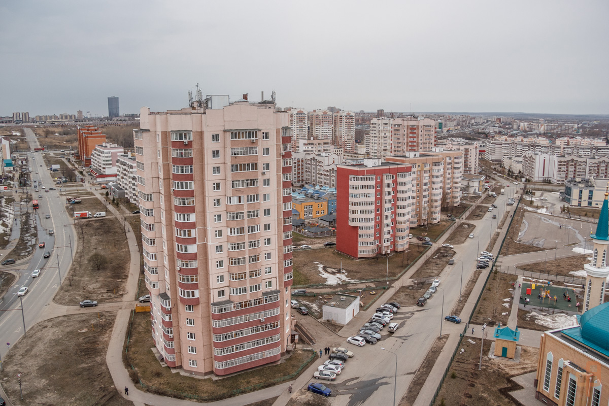 Казань, Улица Академика Глушко, 24; Улица Джаудата Файзи, 1