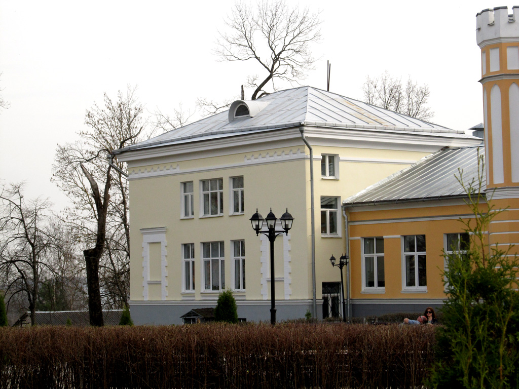Прилуки, Улица Радистов