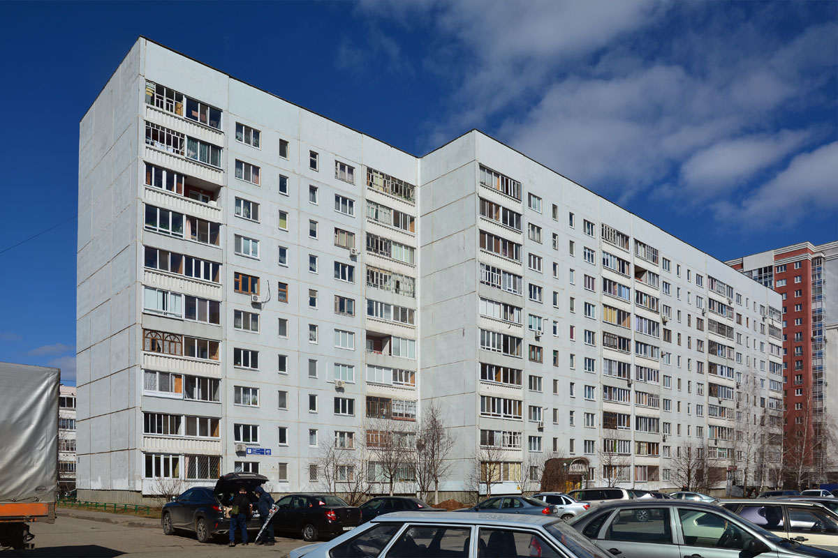 Набережні Челни, Улица Шамиля Усманова, 49