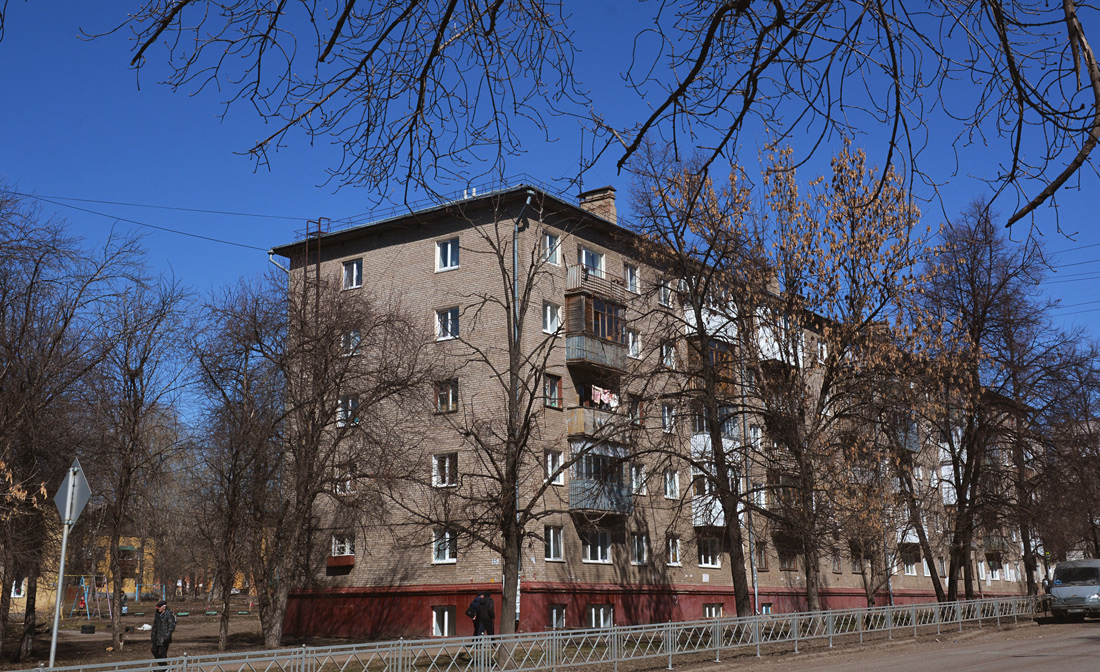 Уфа, Черниковская улица, 12 / Улица Свободы, 13