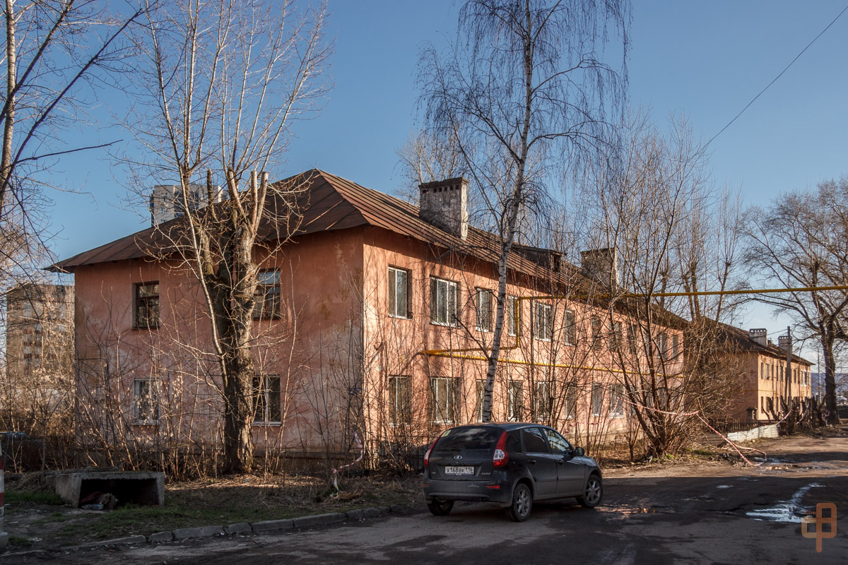 Казань, Улица Баженова, 30; Улица Баженова, 28