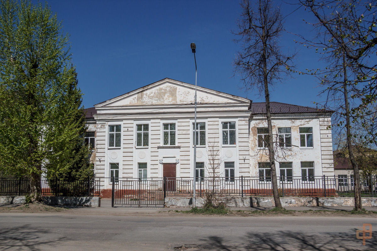 Казань, Улица Александра Попова, 17 корп. 1