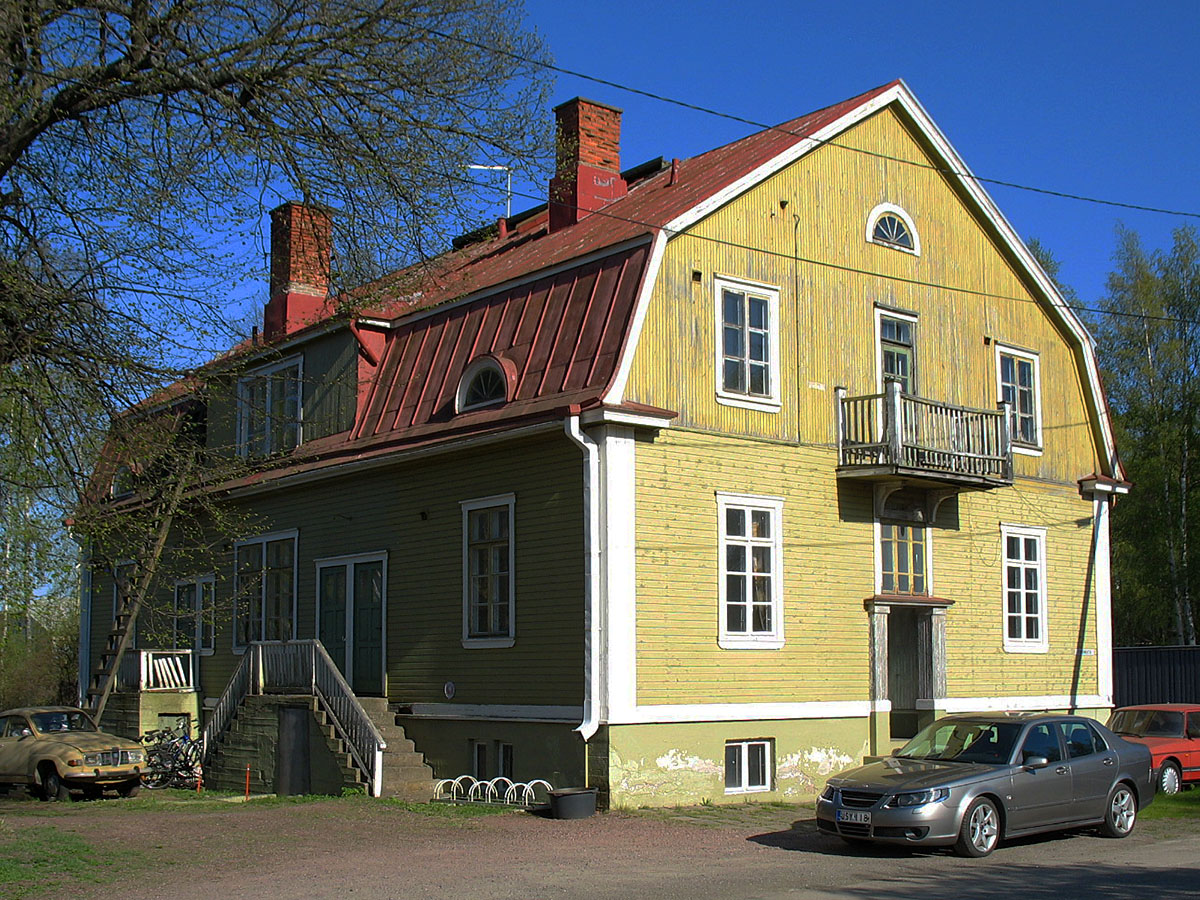 Раума, Rautatienkatu, 13 / Osmonkatu, 1