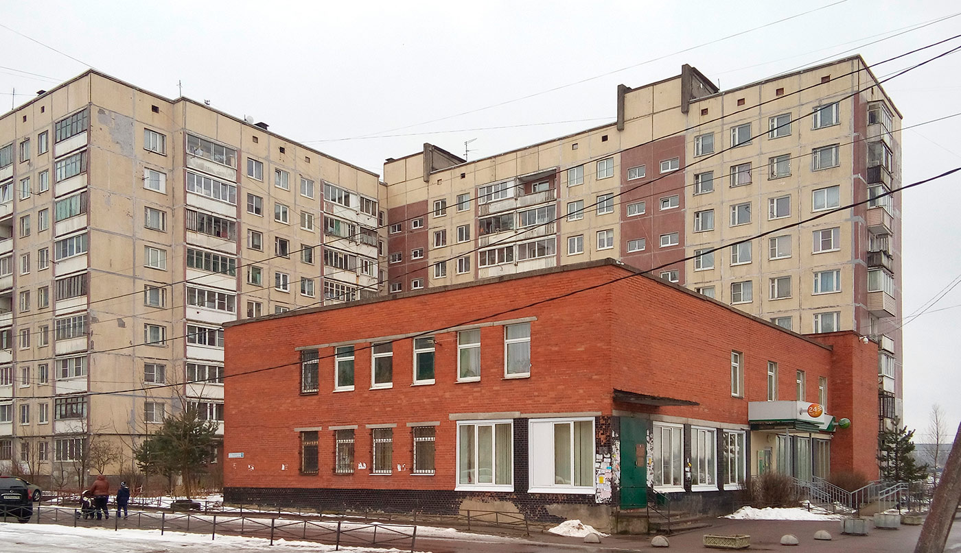 Имени Свердлова, 1-й микрорайон, 1