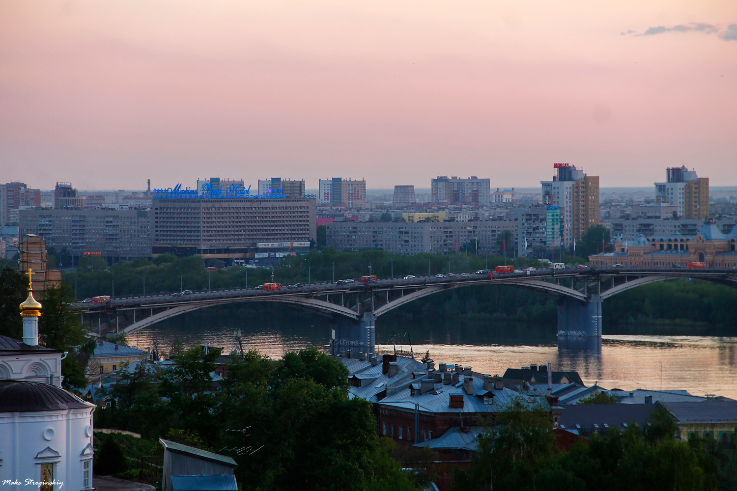 Нижний Новгород, Керченская улица, Канавинский мост; Советская улица, 14; Советская улица, 12; Совнаркомовская улица, 34 / Бульвар Мира, 2; Совнаркомовская улица, 32; Совнаркомовская улица, 13. Нижний Новгород — Панорамы
