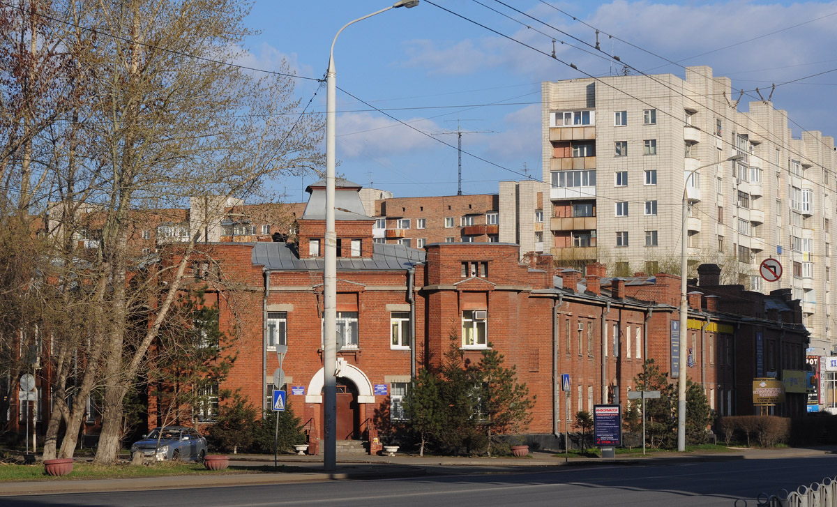 Омск, Улица Красный Путь, 20