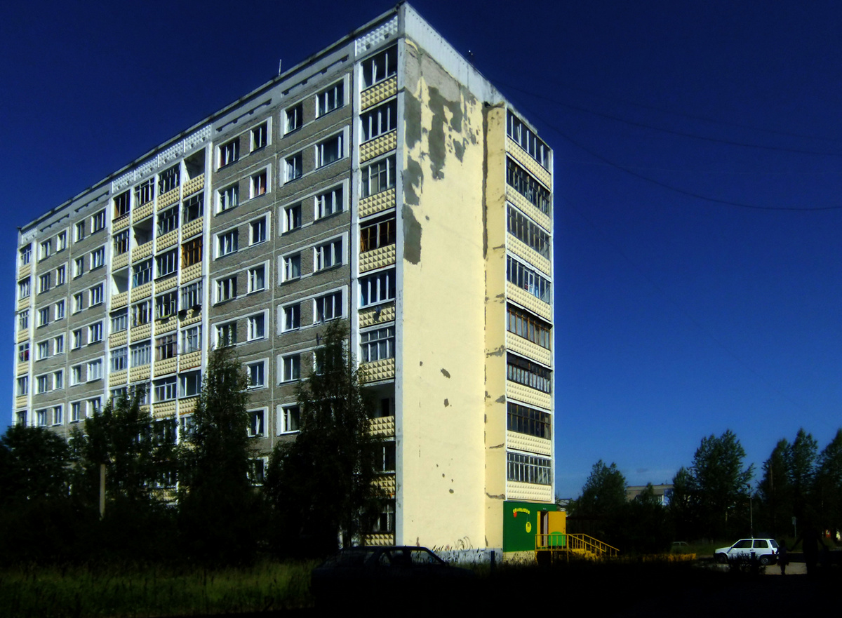 Губаха, Октябрьский проспект, 9