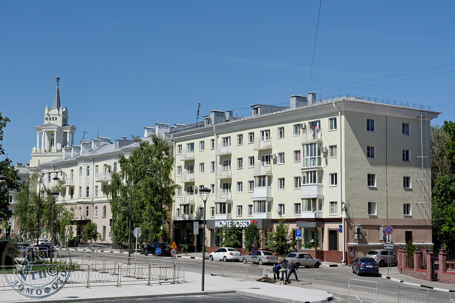 Woroneż, Улица 25 Октября, 48; Театральная улица, 24
