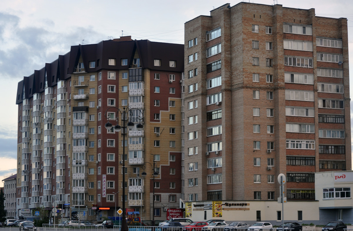 Tyumen, Первомайская улица, 62; Первомайская улица, 60 корп. 1