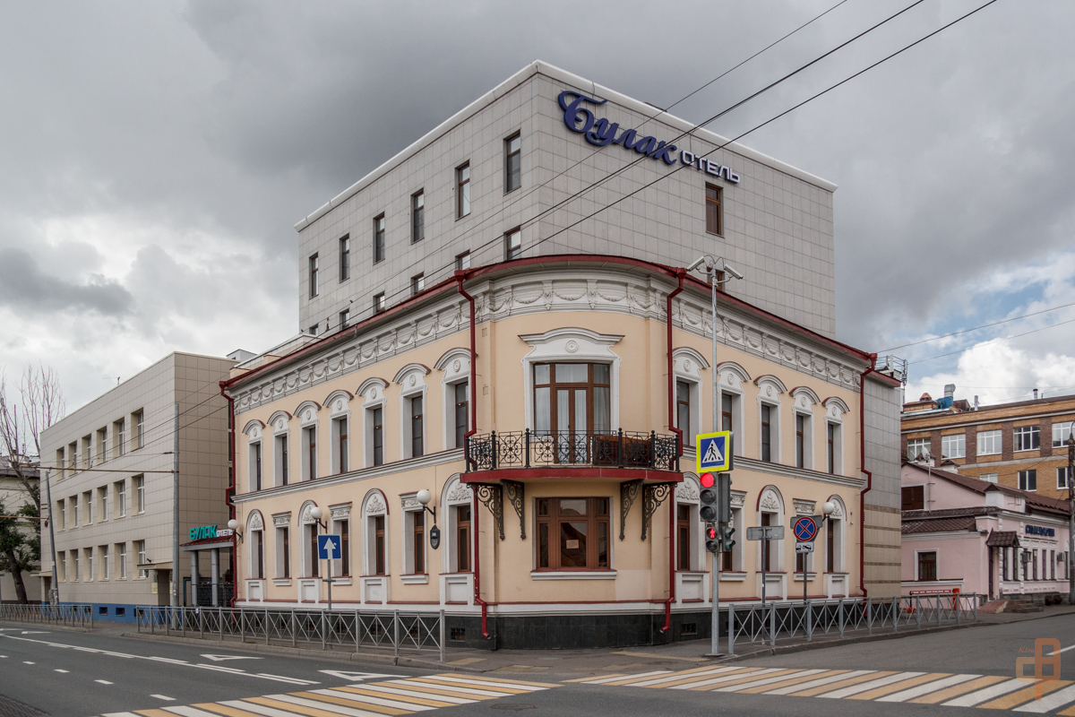 Kazań, Лево-Булачная улица, 36А; Лево-Булачная улица, 36 / Улица Тази Гиззата, 1